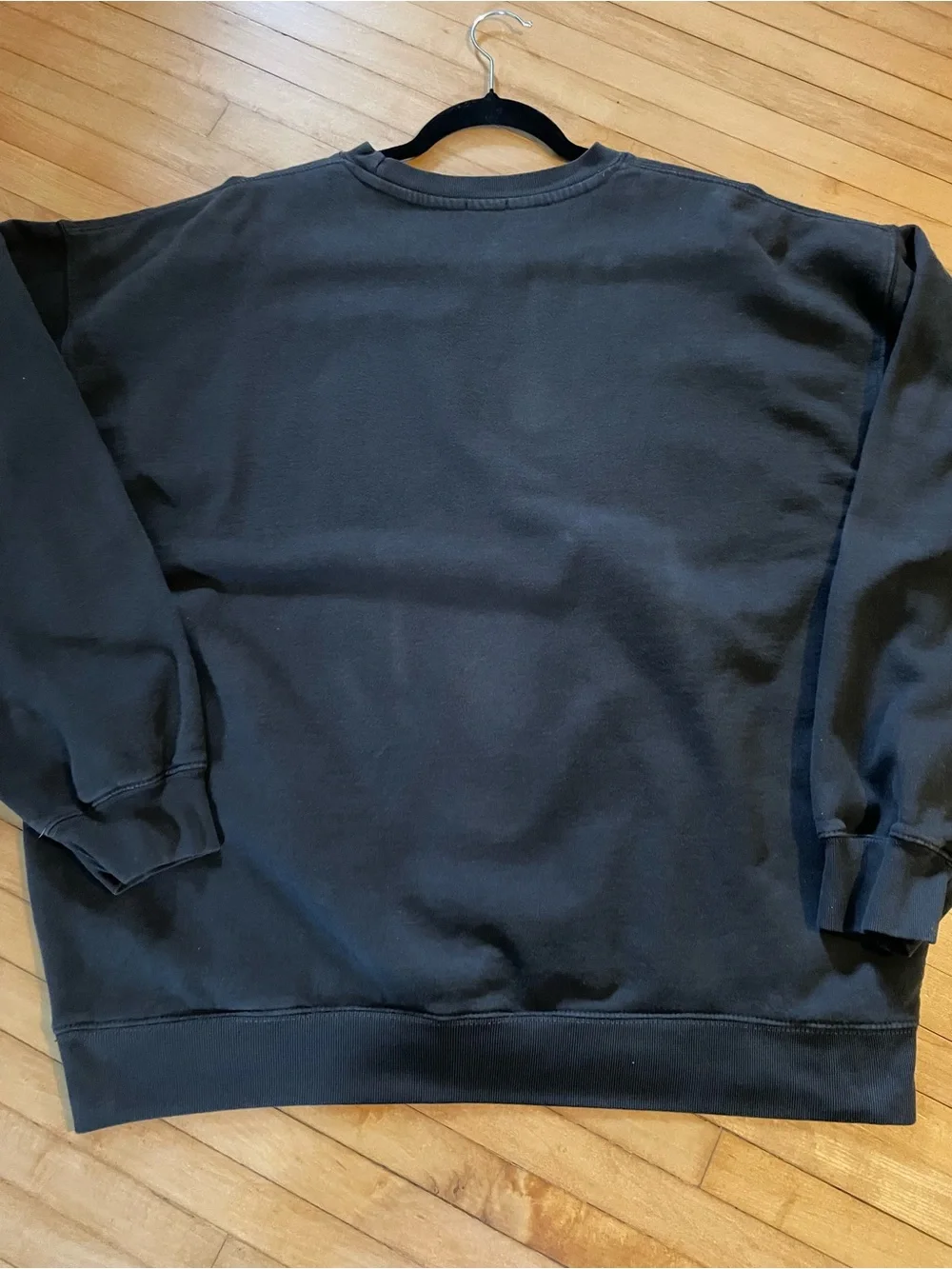 BRANDY MELVILLE John Galt New York Crewneck Sweatshirt Oversized Washed Black